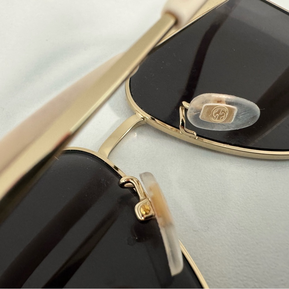 Sun Glasses - image 7